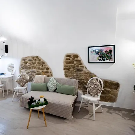 Guesthost - Casino E Ariston Theatre