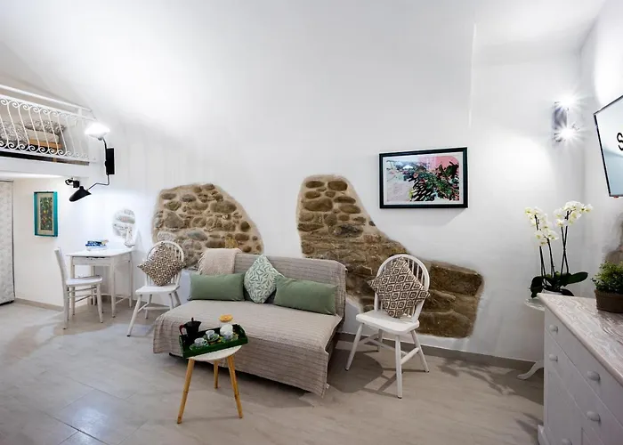 Guesthost - Casino E Ariston Theatre